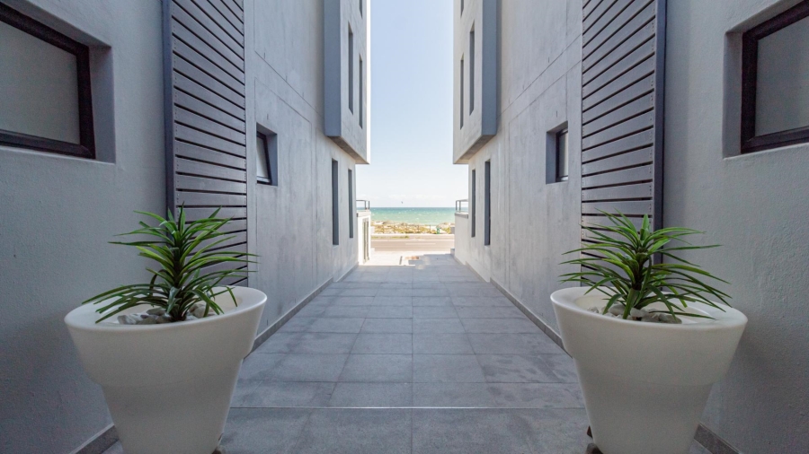 2 Bedroom Property for Sale in Beachfront Western Cape